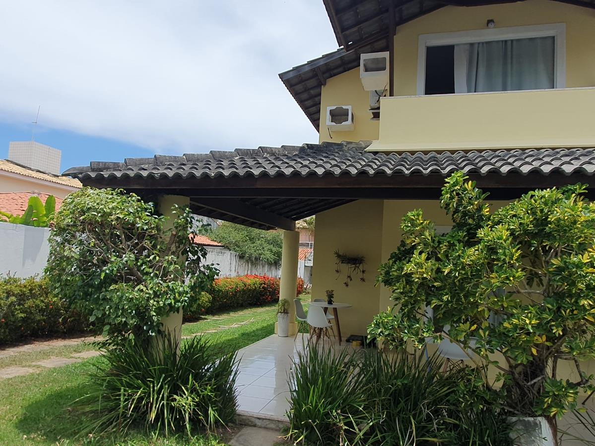 Casa á venda em Ipitanga (2)