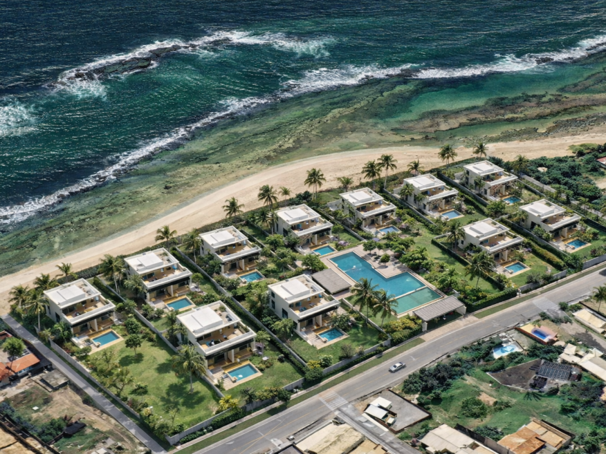 Investimento de Luxo: Terreno 3.000m² Pé na Areia em Arembepe