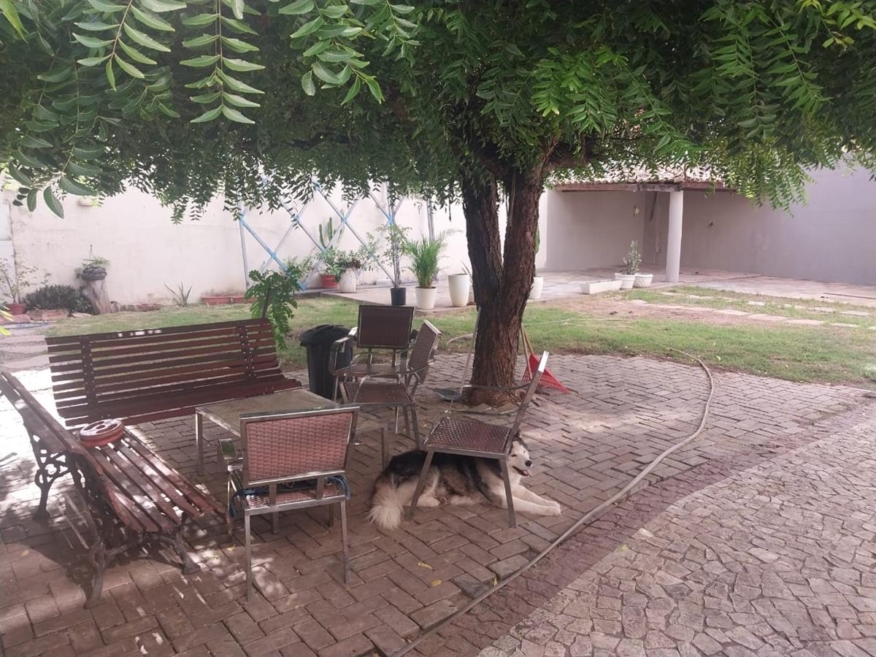 Casa à venda em Ipitanga com 3 Suítes e Terreno de 680m²