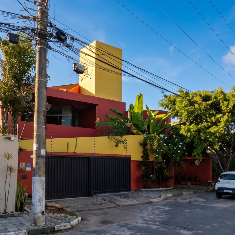 Casa de Alto Padrão para Locação na Pedra do Sal – Itapuã