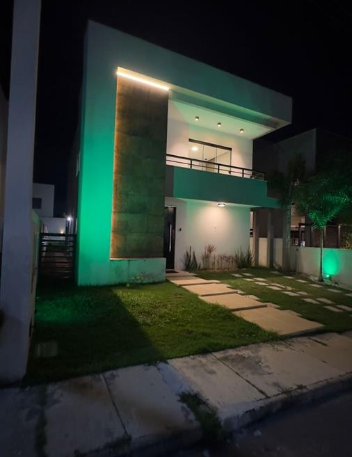 Casa de alto padrão à venda no Condomínio Horto Ville