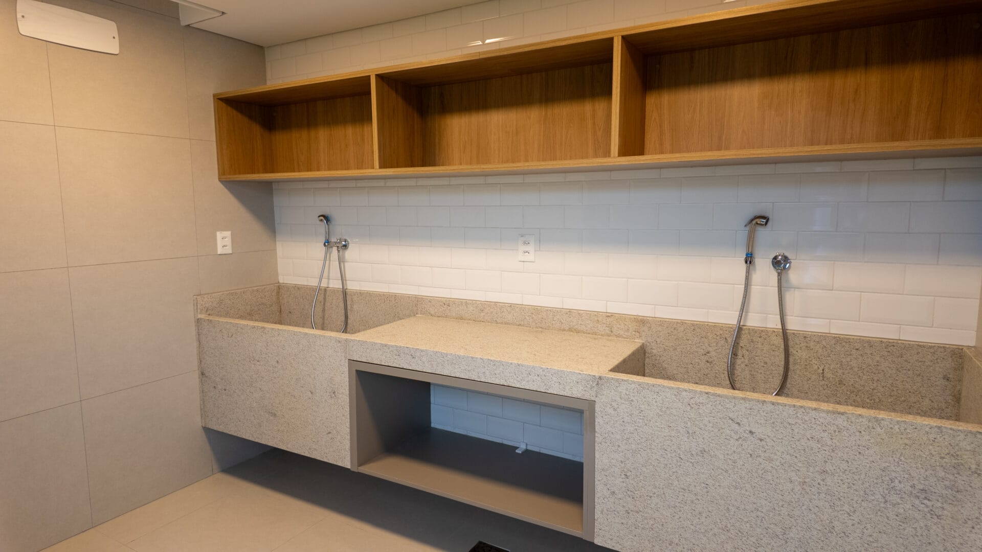 Apartamento à venda com 2 quartos, 2 banheiros, 1 vaga e 57m² no Barra, Salvador (BA) — foto 24 de 30