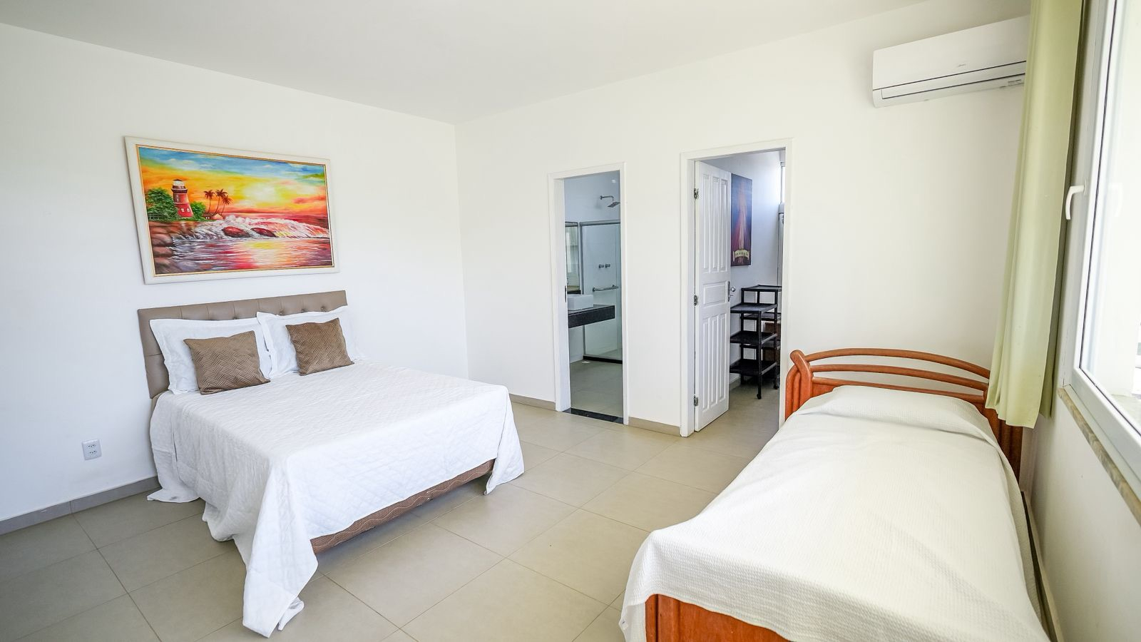 Casa à venda com 7 quartos, 7 banheiros e 480m² no Vilas do Atlântico, Lauro de Freitas (BA) — foto 2 de 9