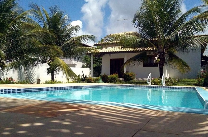 Casa para alugar em Barra do Jacuípe, Camaçari - 4 quartos 150 m² - foto principal (fachada)