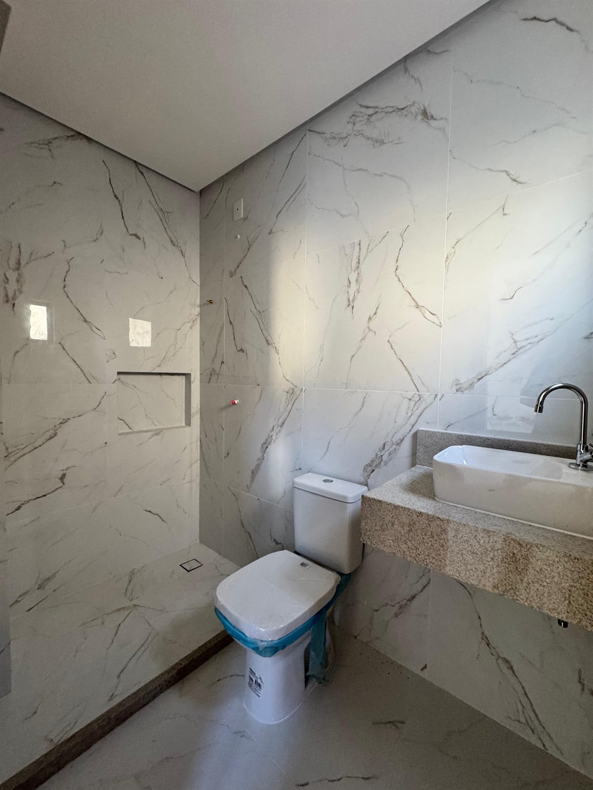 Casa à venda com 4 quartos no Buraquinho, Lauro de Freitas (BA) — foto 7 de 21