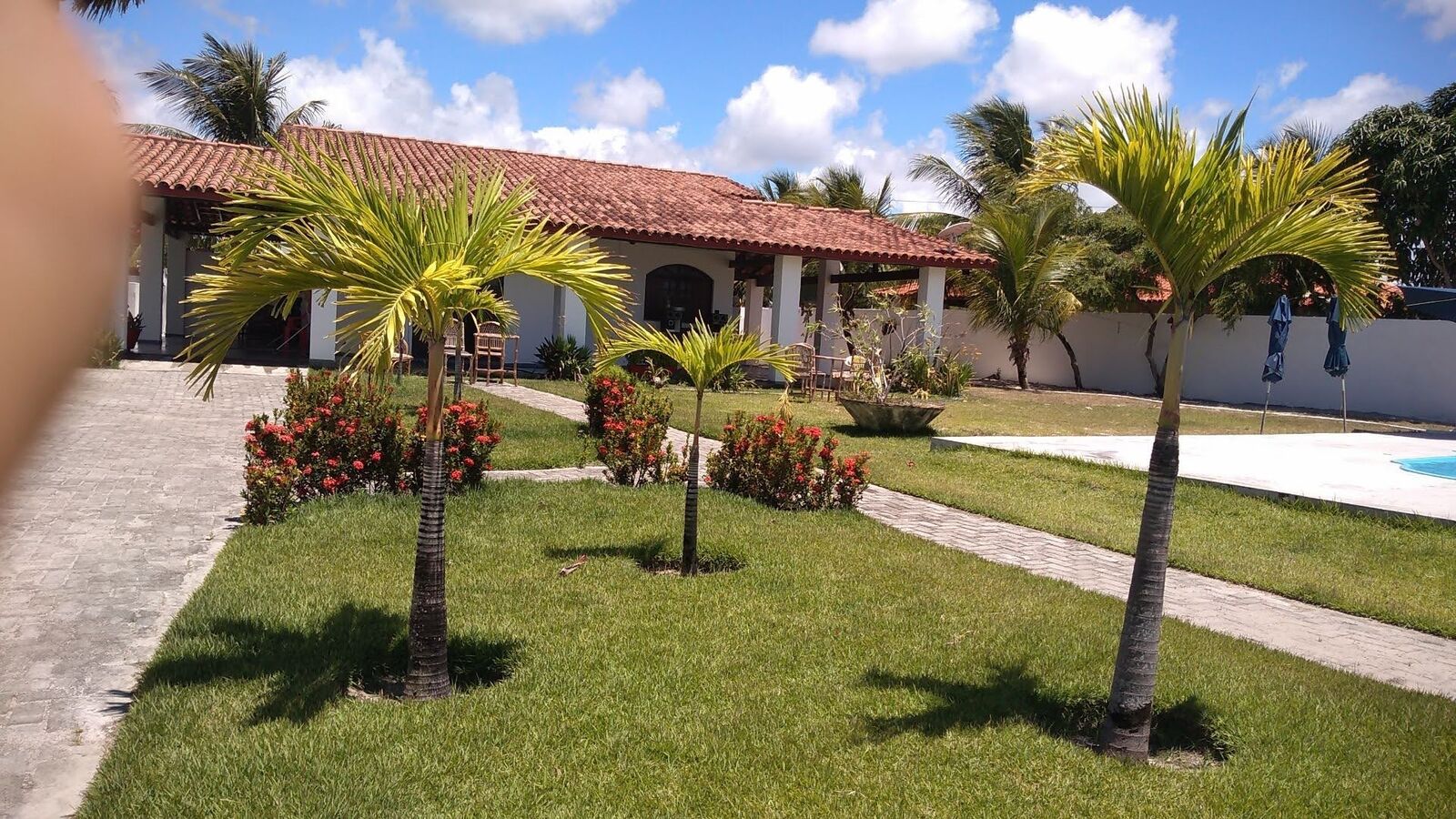 Casa à venda em Arembepe (Abrantes) — 3 quartos · 2 suítes · 150 m²