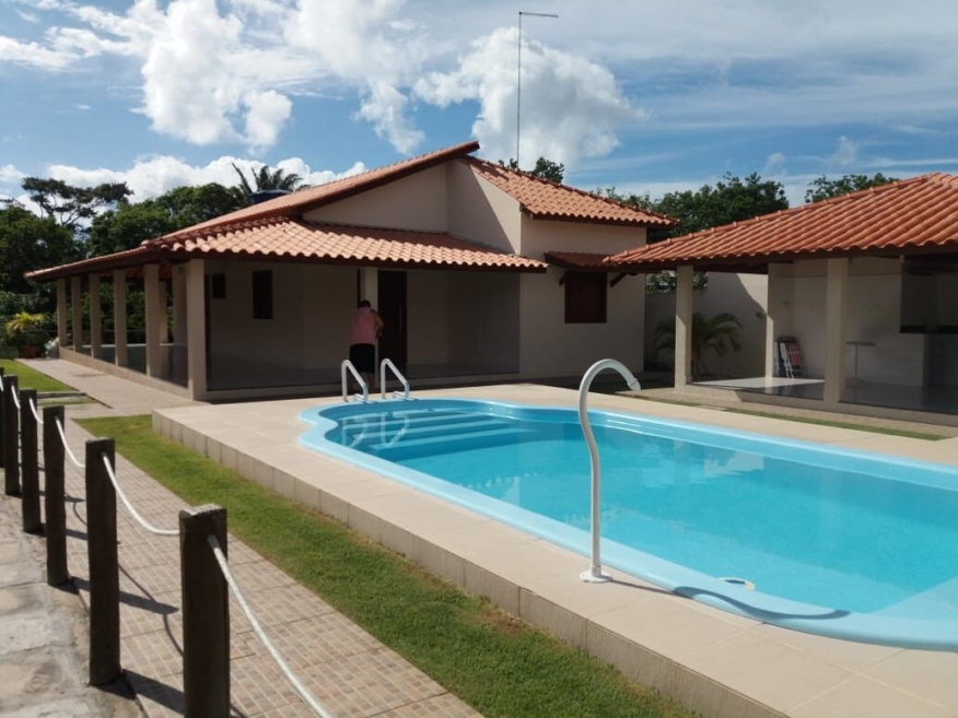 Casa à venda em Barra do Jacuípe, Camaçari - 4 quartos 210 m² - foto principal (fachada)