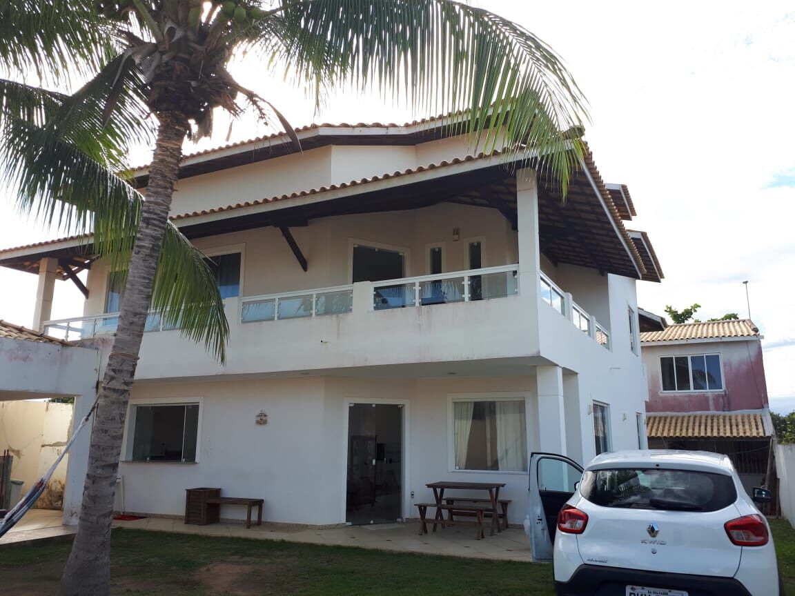 Casa à venda em Barra do Jacuípe — 4 quartos · 1 suíte · 5 vagas · 700 m²