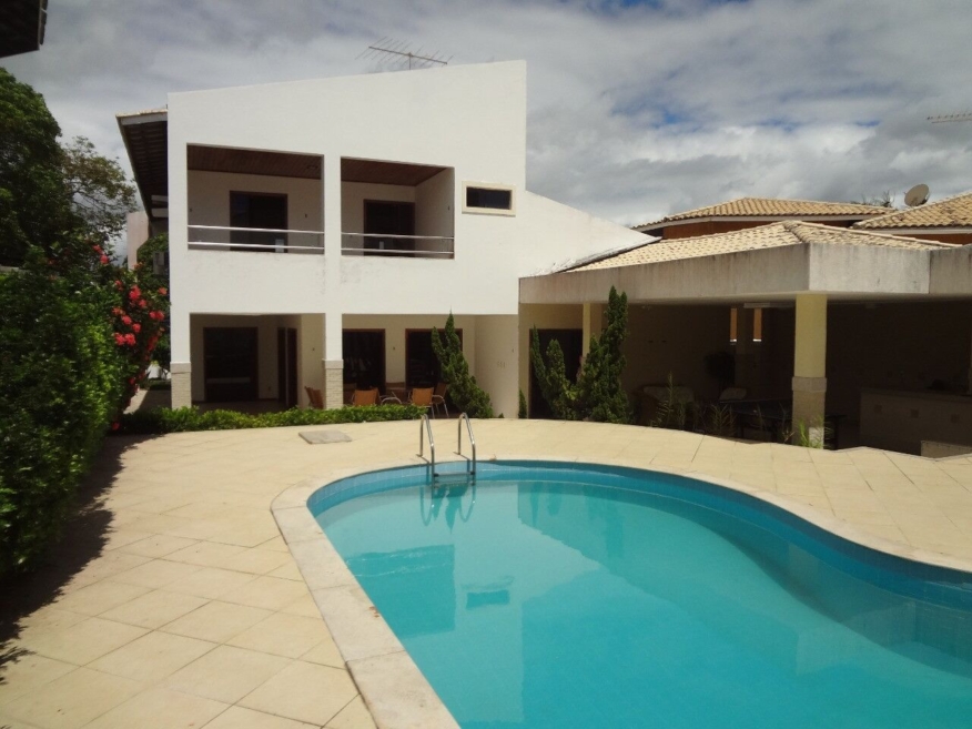 Casa à venda em Buraquinho, Lauro de Freitas - 4 quartos 400 m² - foto principal (fachada)