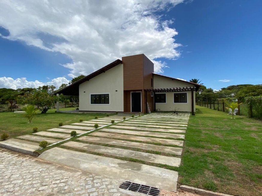 Casa à venda em Busca Vida (Abrantes), Camaçari - 4 quartos 250 m² - foto principal (fachada)