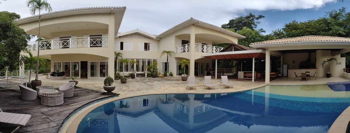 Casa de luxo com cascata em Encontro das Águas — 5 quartos · 7.000 m²