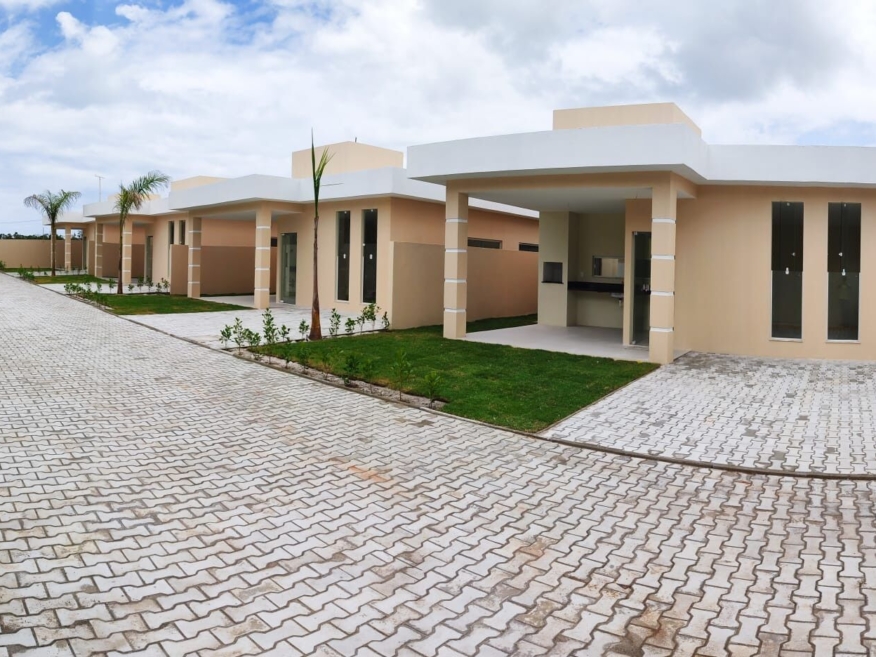 Casa à venda em Guarajuba, Camaçari - 3 quartos 112 m² - foto principal (fachada)