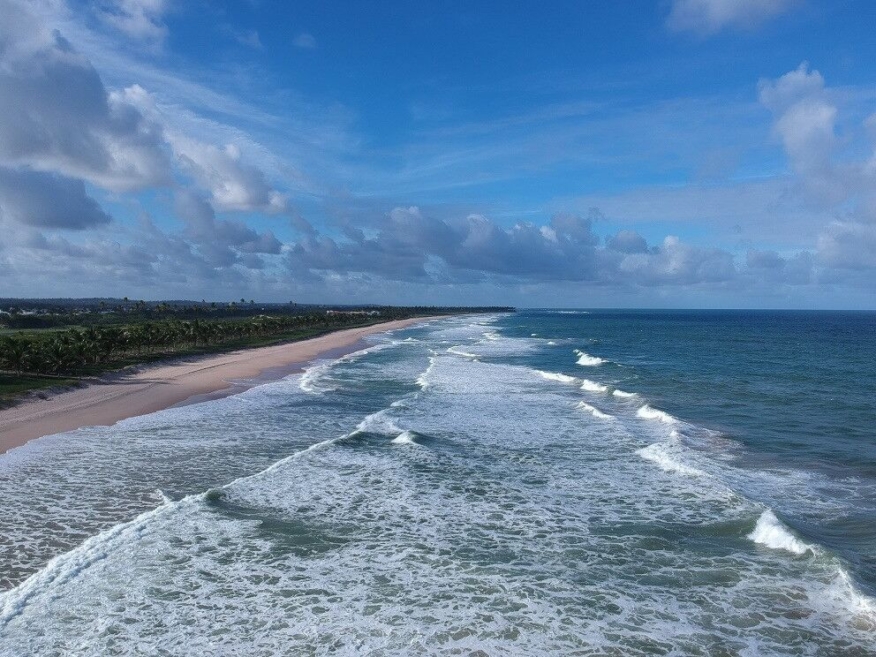 Terreno à venda em Barra do Jacuípe, Camaçari - 420 m² - foto principal